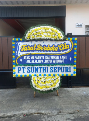 Papan Bunga Duka di Karossa